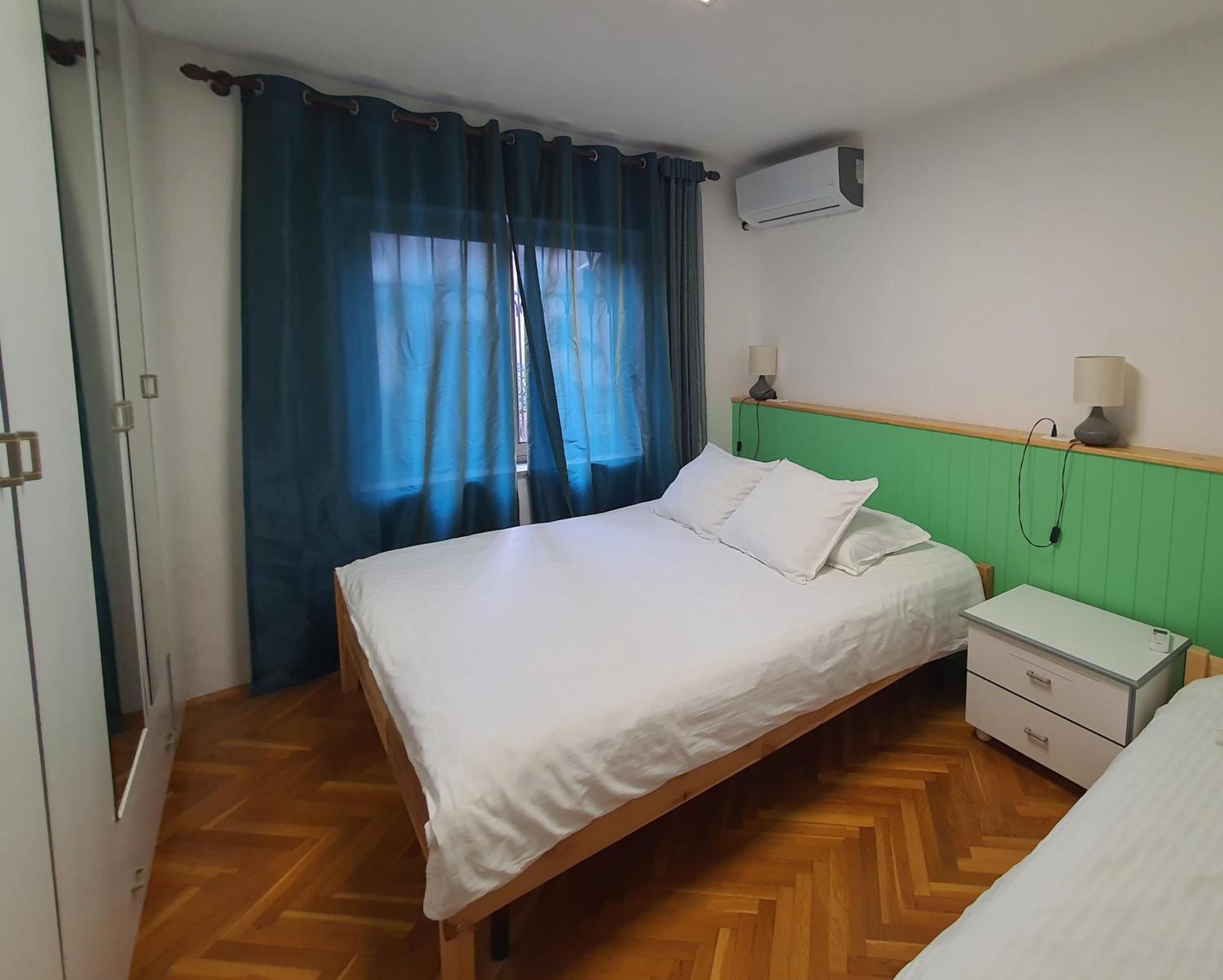 Central Home Away From Home Shkodër Buitenkant foto